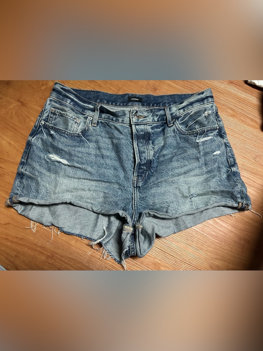 Women’s Express Denim Shorts 2” inseam Size 12